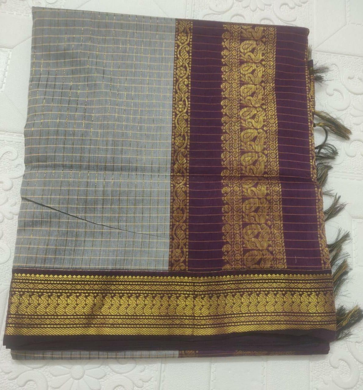 Checked Cotton Saree With Blouse